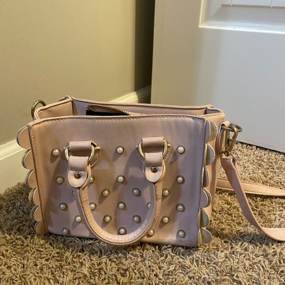 Bags/purses! - Picture 3 of 3